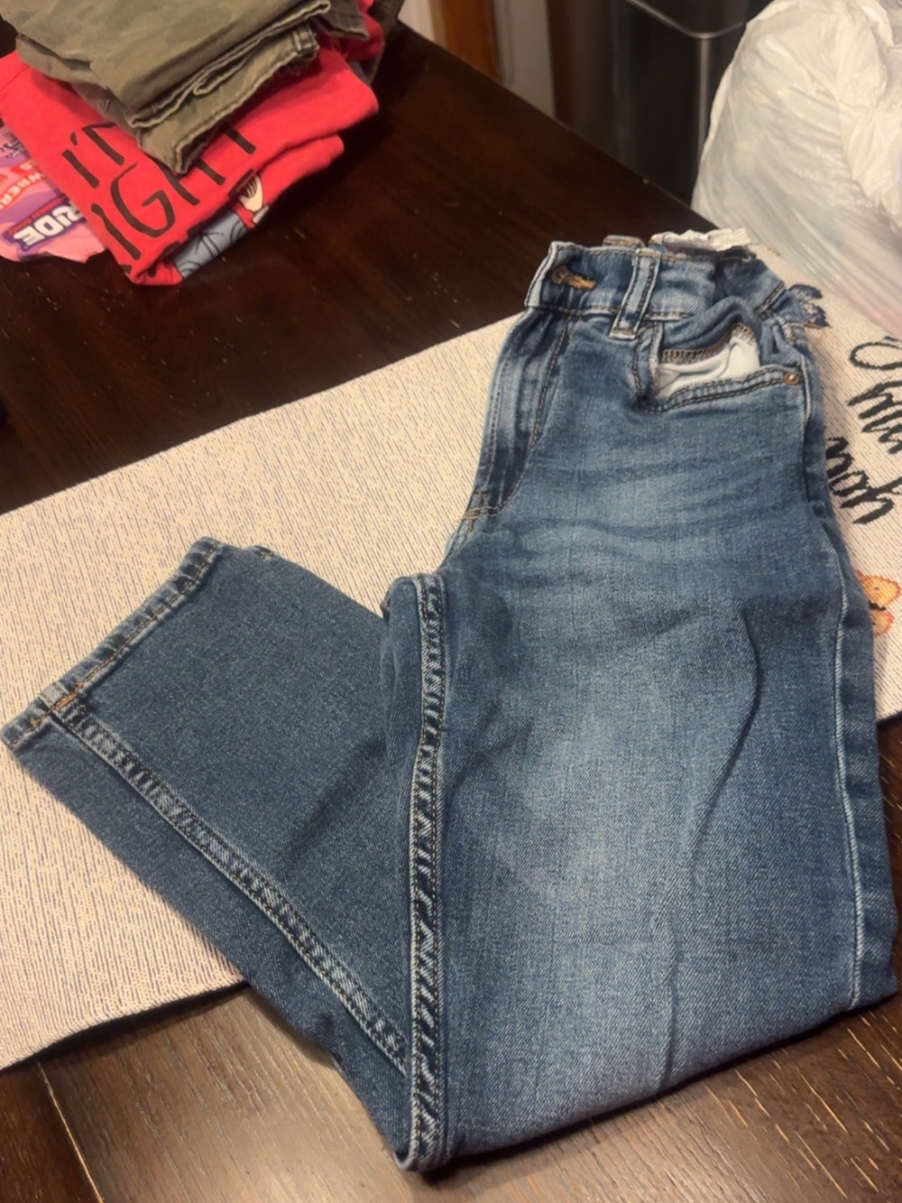 Zara Classic Medium Wash Blue Jeans
